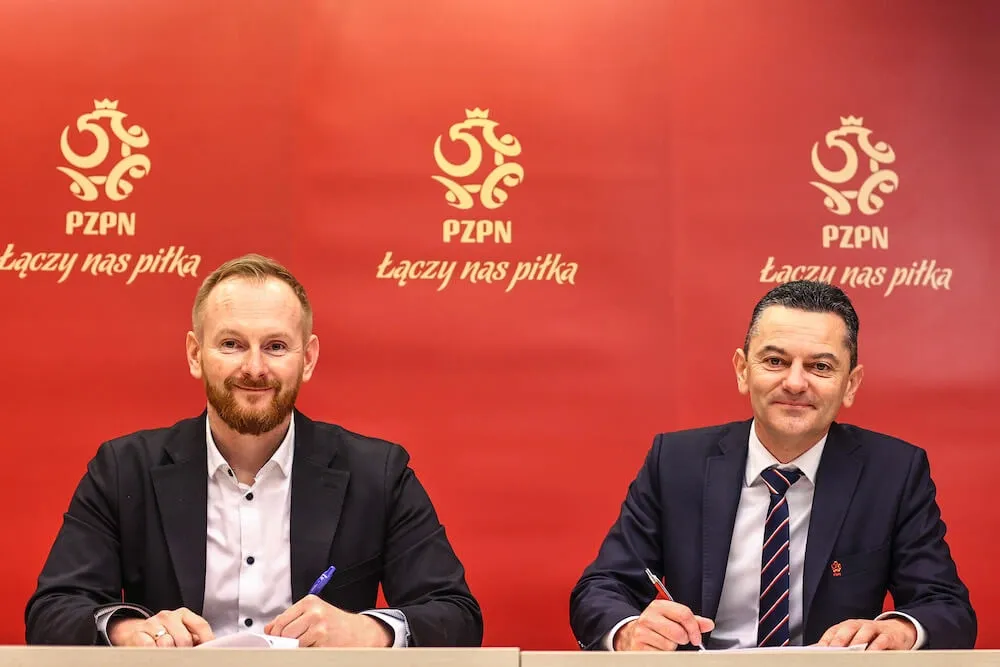 Signing moment with PZPN